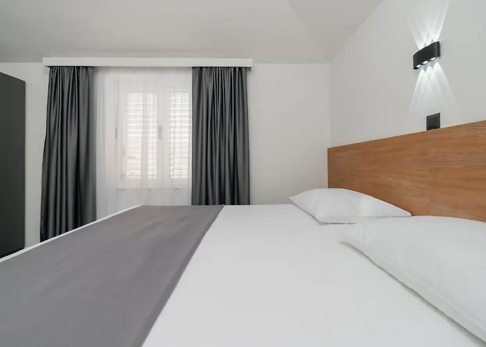 Kudelik Трогір