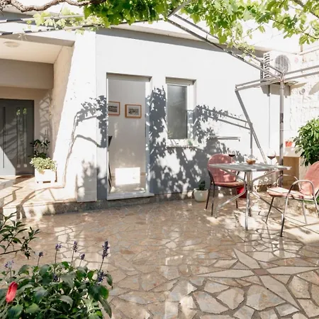 Kudelik Apartment Trogir